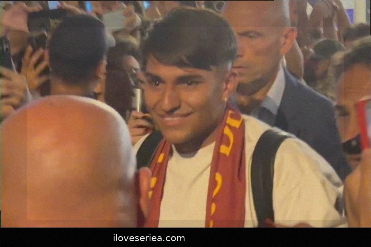 Roma Acquires Santiago Castro: A Look at the Deal and a Florentine Offer