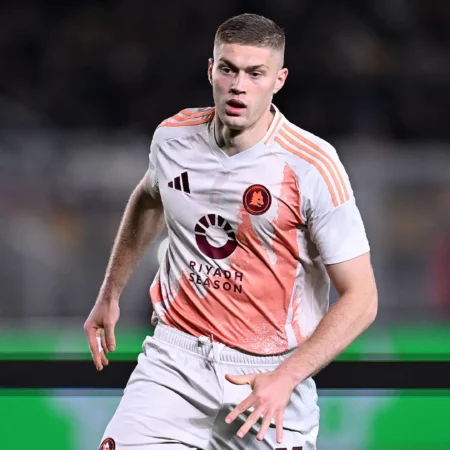 Dovbyk Wants to Stay at Roma and Convince Gasperini