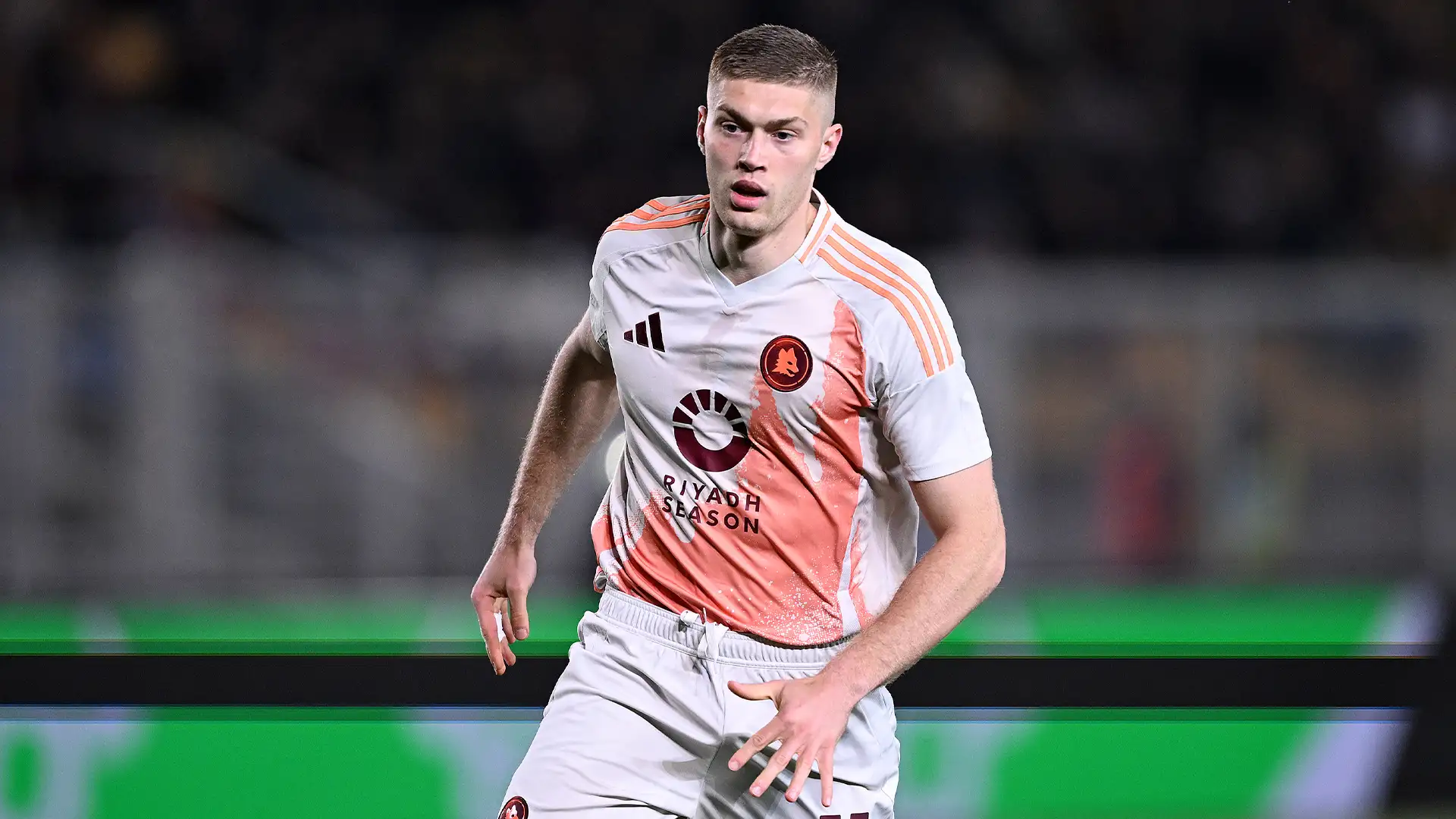 Preview Dovbyk Wants to Stay at Roma and Convince Gasperini