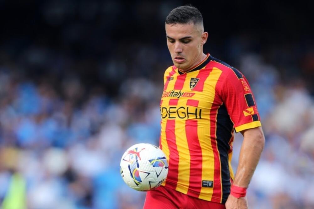 Preview Lecce Greenlights Krstovic’s Move to Leeds; Player’s Decision Awaited