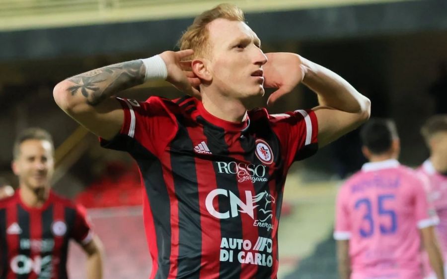 Preview Monza Considers Former Foggia Captain Emmanuele Salines for Defense