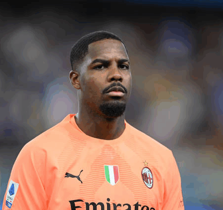 Mike Maignan: One Year From Contract Expiry, Chelsea Could Return