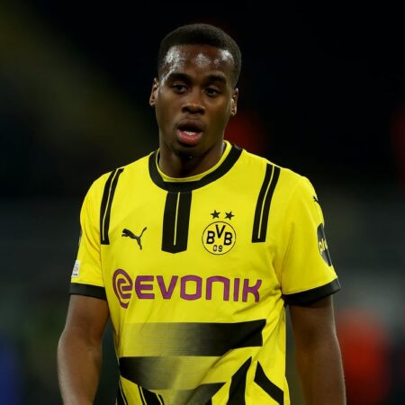 Borussia Dortmund Confirms Jamie Gittens Transfer to Chelsea