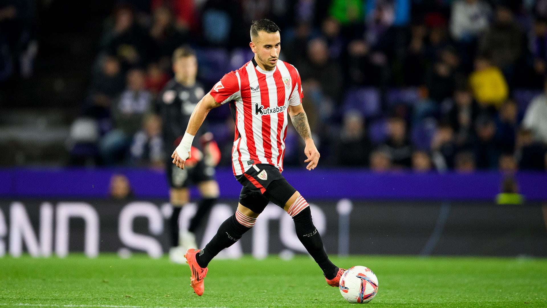 Preview Alex Berenguer: From Torino to Athletic Star, Hero Off the Pitch
