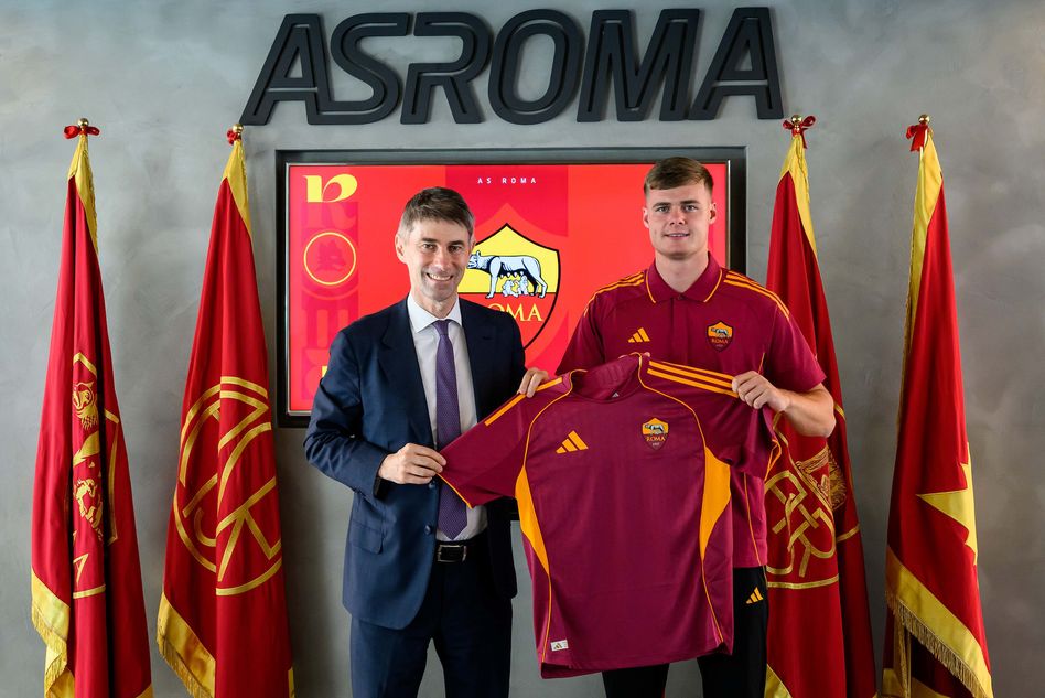 Preview AS Roma Edges Closer to Evan Ferguson Loan Deal