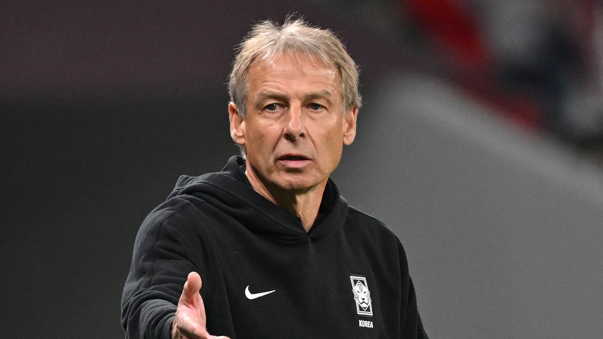 Preview Palermo Eyes Klinsmann for Goalkeeper Spot, Verre Offered in Swap Deal