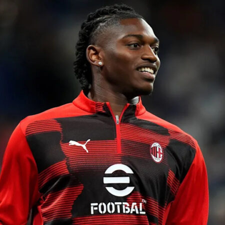 Rafael Leão: Can Allegri Guide Him to 15 Goals? Here’s Why