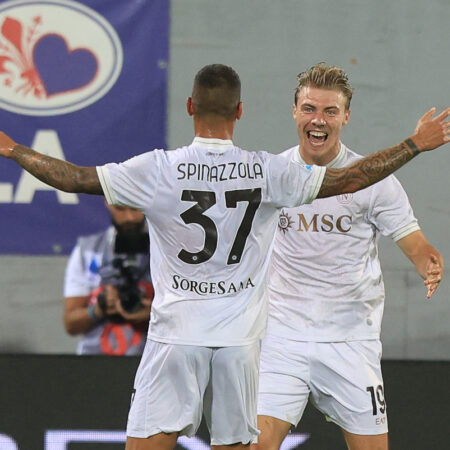Napoli Gears Up for Fiorentina: Hojlund’s Anticipated Debut, Beukema Steps In for Rrahmani