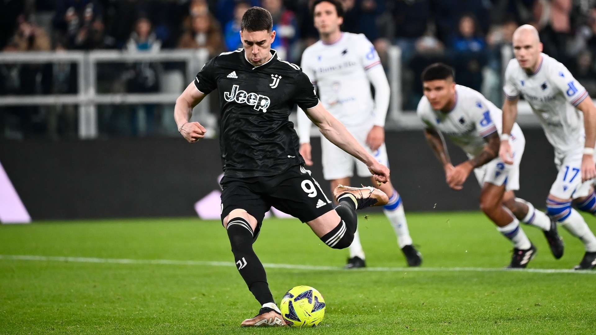 Preview Juventus’ Attacking Trio: A Blessing and a Burden, with Vlahovic’s Contract Woes