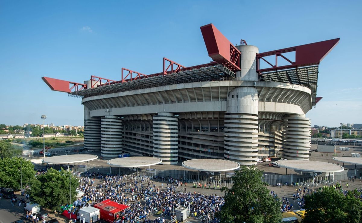 Preview Milan’s San Siro Stadium Deemed Unfit for Euro 2032 by UEFA, City’s Hosting Role in Doubt