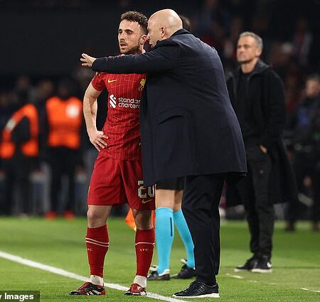 Arne Slot: Liverpool Demonstrates Exemplary Support for Diogo Jota’s Family, Settling Entire Contract Value
