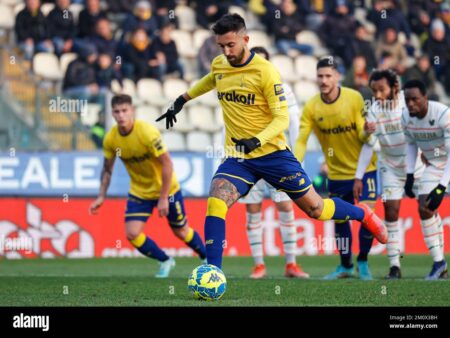 Serie B Top Scorers: Gliozzi (Modena) Takes the Lead with a Penalty