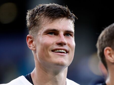 Jaka Bijol: €18 Million for a Bench Spot at Leeds – The Red Card’s Impact