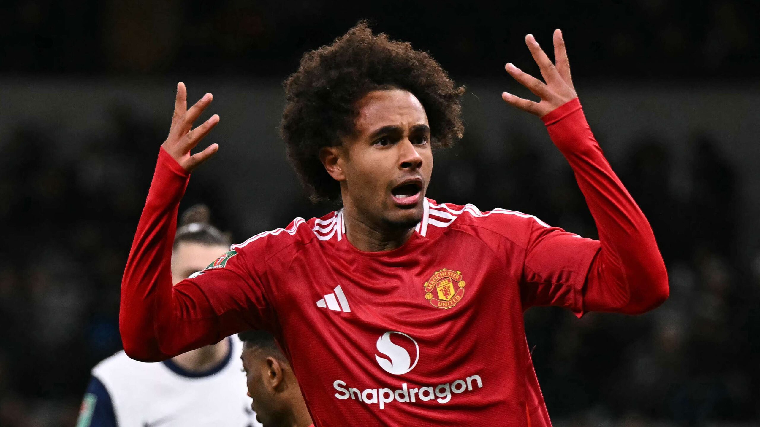 Preview AS Roma Eyes Joshua Zirkzee for January Loan
