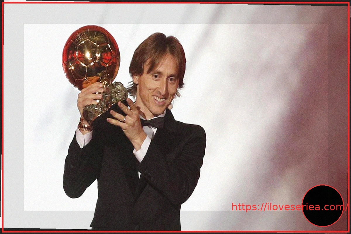Preview Il Pallone d’oro di Modric esposto al Museo Mondo Milan