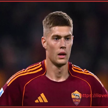 Angelino, Venturino, and Dovbyk Attend Roma vs. Bologna Europa League Match