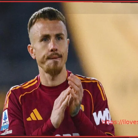Roma-Lecce: Ovazione dell’Olimpico per l’ingresso in campo di Angelino