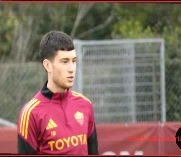 Allenamento mattutino per la Roma: Soulé si allena con il gruppo