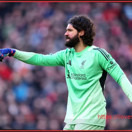 Цеск Фабрегас остается в Комо: Отказ от Челси и сборной Италии