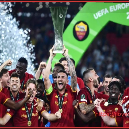 Accadde Oggi: La Roma Conquista la Conference League! Le Emozionanti Parole di De Rossi e la Vittoria nel Derby