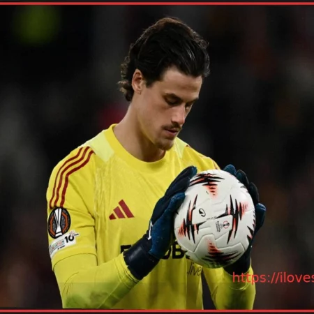 Serie A Honors Mile Svilar with a Look Back at His Best Saves!