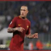 Accadde oggi – Nainggolan all’Inter, Zaniolo alla Roma. Domenech: “Menez può metter su una ditta di demolizioni, farebbe una fortuna”. Roberto Carlos: “La Roma mi ha cercato”
