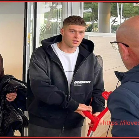 Trabzonspor Considers Artem Dovbyk Amidst Roma Transfer Rumors